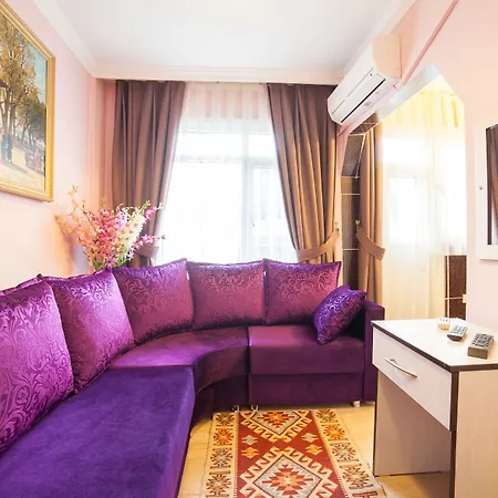 Bright Aparthotel 4*