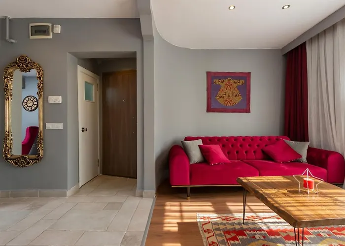 מלון דירות Bright 4*